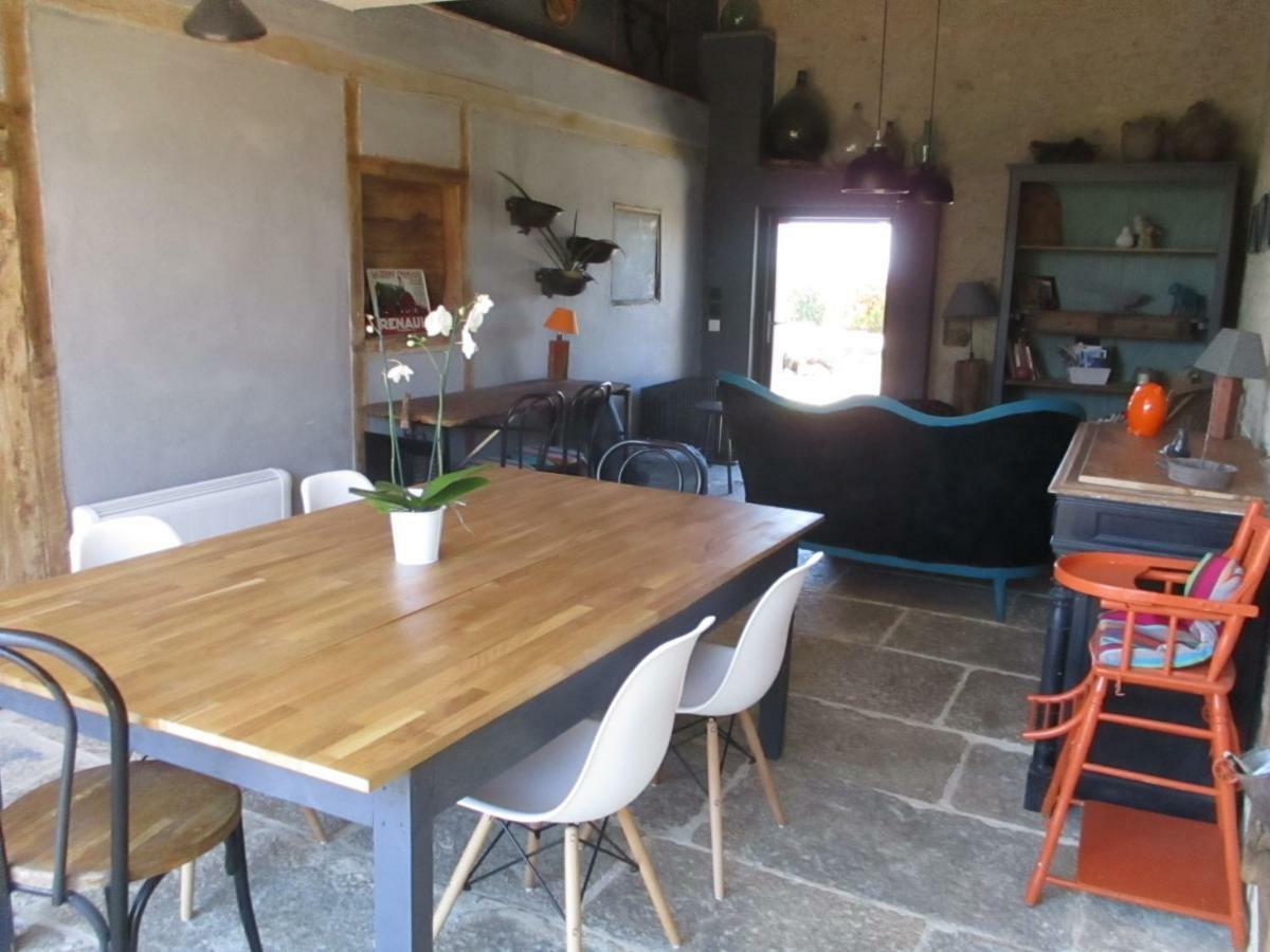Bed and Breakfast La Grange Aux Hirondelles Sancoins Экстерьер фото